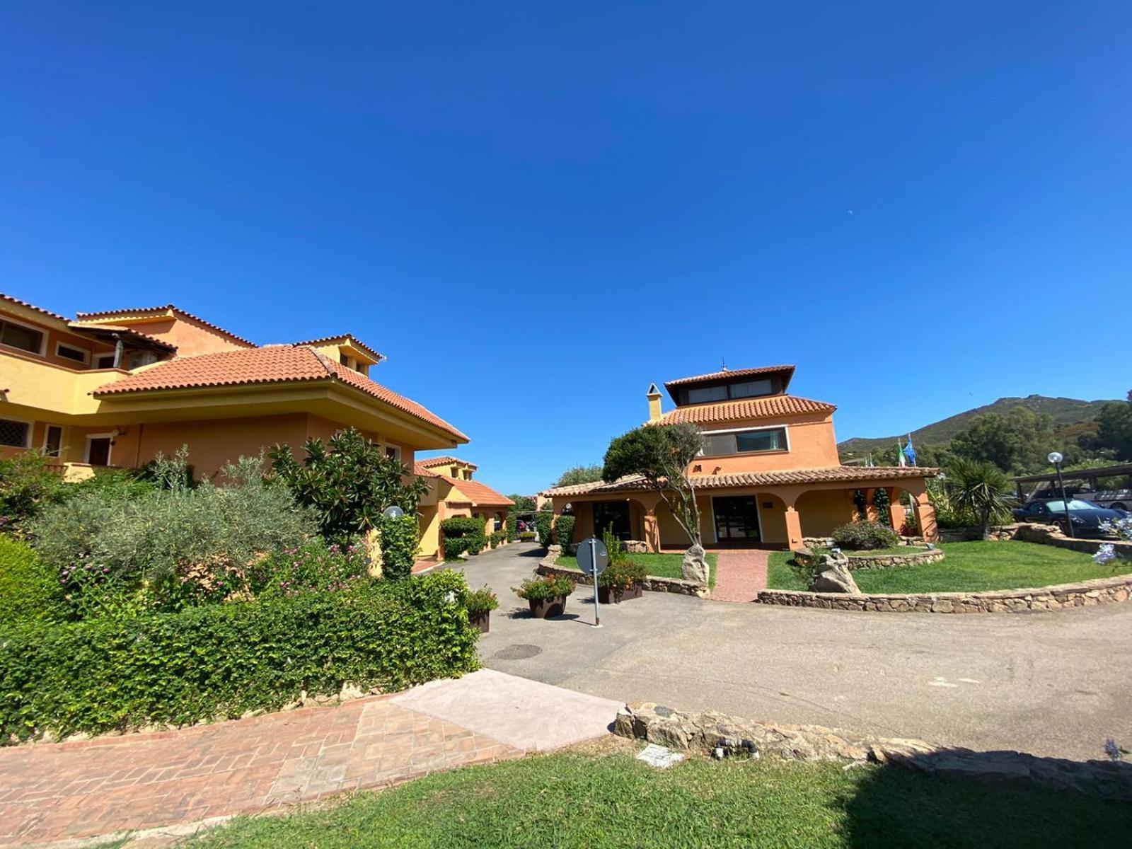 Ampio Trilocale Sul Golfo Di Marinella Vila Marinella  Exterior foto